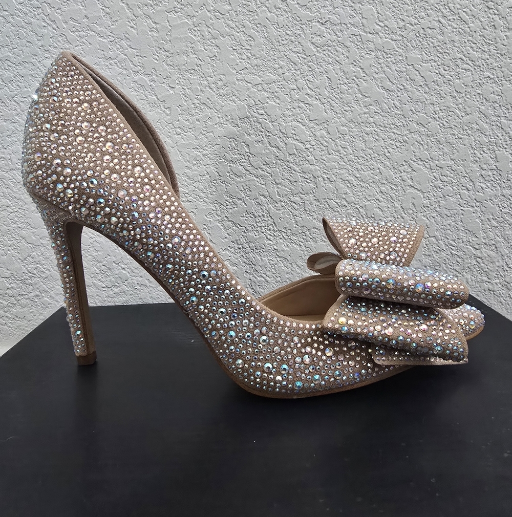 INC International Concepts Crystal Embellished Nude Bow Pointed-Toe Stiletto
